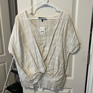 NWT, brown and beige front tie shirt. Size L